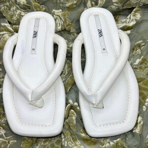 Zara White Padded Square-Toe Thong Sandals Size 36 EU.